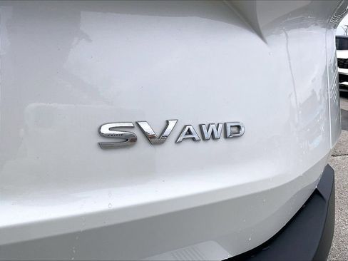 Used 2023 Nissan Rogue SV image 27