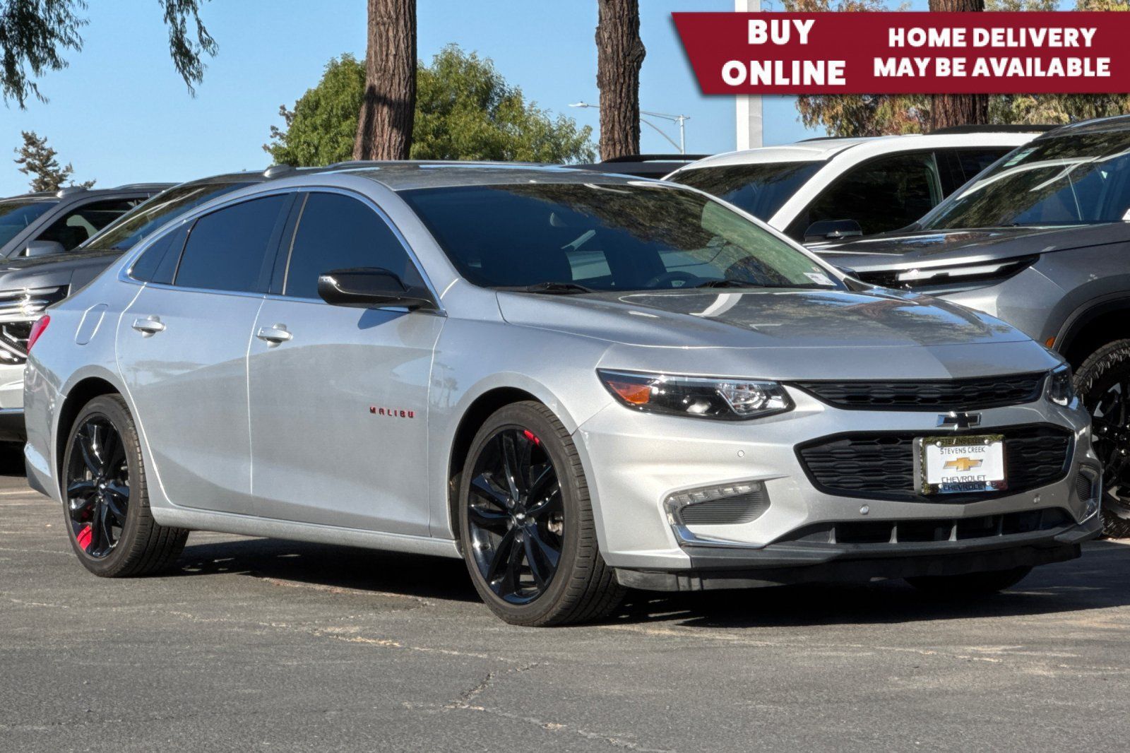Used 2018 Chevrolet Malibu LT w/ Leather Package FWD image 1