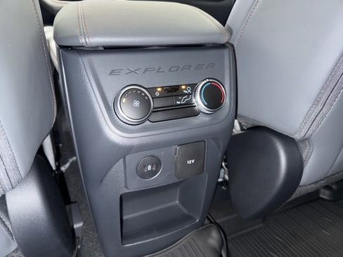 New 2026 Ford Explorer Active w/ Active Comfort Package image 35