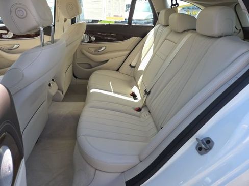 Used 2020 Mercedes-Benz E 450 4MATIC Wagon image 8