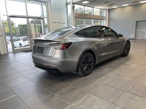 Used 2024 Tesla Model 3 Long Range RWD image 10