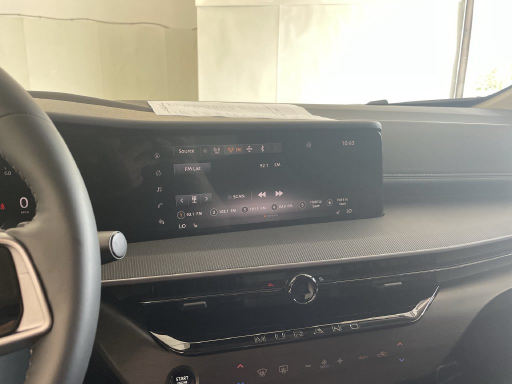 Certified 2025 Nissan Murano SV FWD image 27