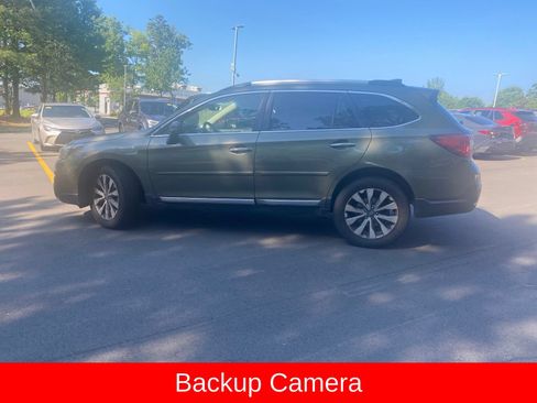 Used 2019 Subaru Outback 3.6R Touring AWD/4WD image 8