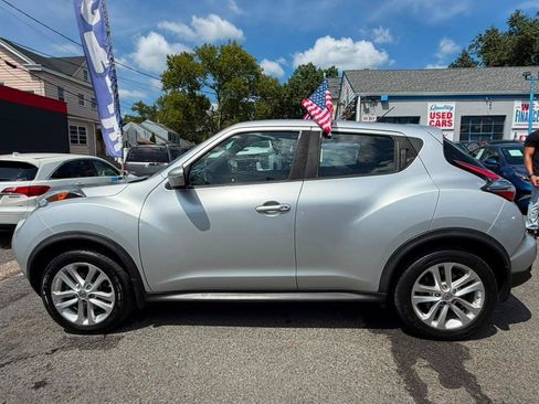 Used 2016 Nissan Juke S AWD/4WD image 7