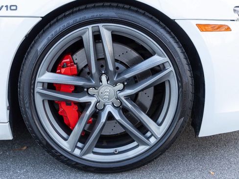 Used 2012 Audi R8 V10 image 14