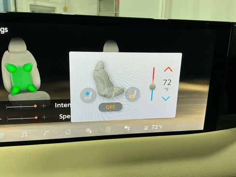 Used 2025 Nissan Armada Platinum Reserve image 21