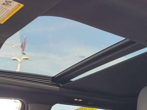 Certified 2022 Ford F150 XLT w/ Equipment Group 302A High image 17