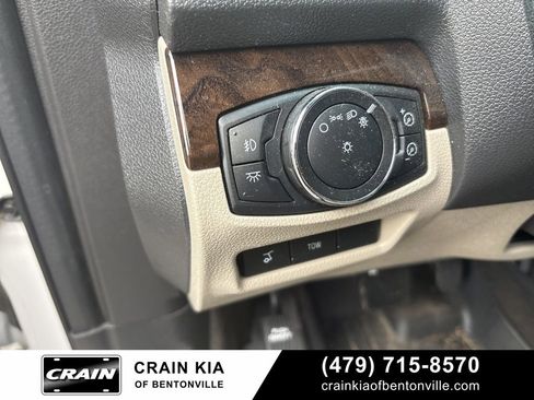 Used 2013 Ford Explorer Limited image 17