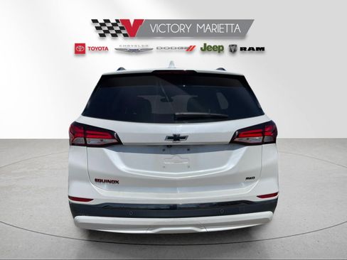 Used 2022 Chevrolet Equinox Premier image 3