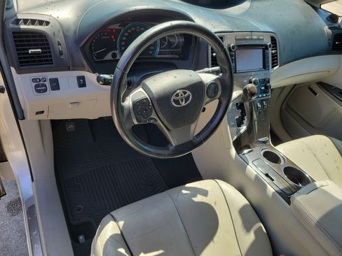 Used 2014 Toyota Venza XLE w/ XLE Premium Package AWD/4WD image 12