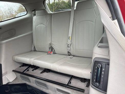 Used 2016 Buick Enclave Premium w/ Experience Buick Package FWD image 35