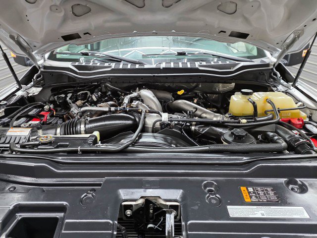 Used 2022 Ford F550 4x4 Crew Cab Super Duty w/ Power Equipment Group image 37