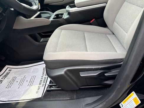 Used 2025 GMC Terrain Elevation AWD/4WD image 16