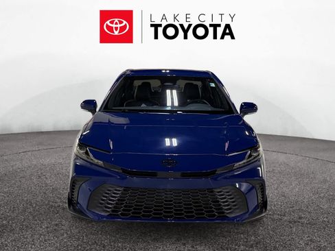 Used 2026 Toyota Camry SE image 11