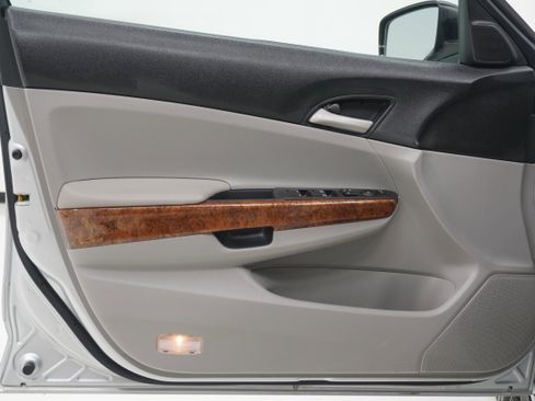 Used 2012 Honda Accord EX image 14