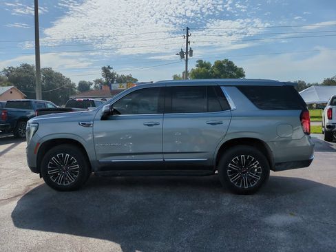 Used 2025 GMC Yukon Elevation AWD/4WD image 7