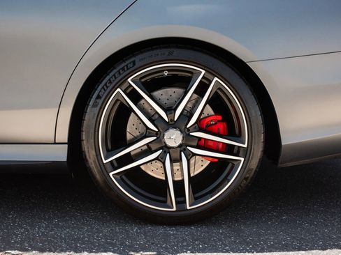 Used 2018 Mercedes-Benz E 63 AMG S image 14