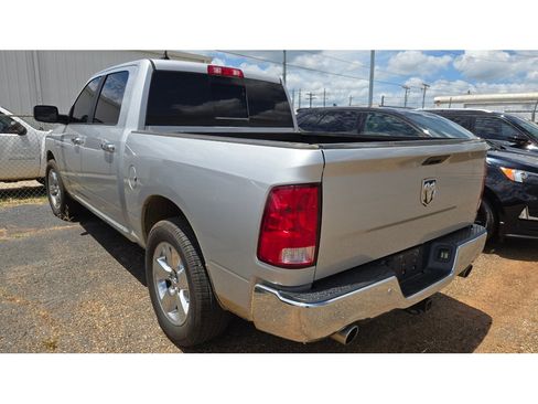 Used 2019 RAM 1500 Lone Star RWD image 2