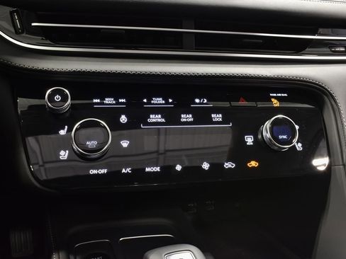 New 2027 INFINITI QX60 Luxe w/ Cargo Package AWD/4WD image 25