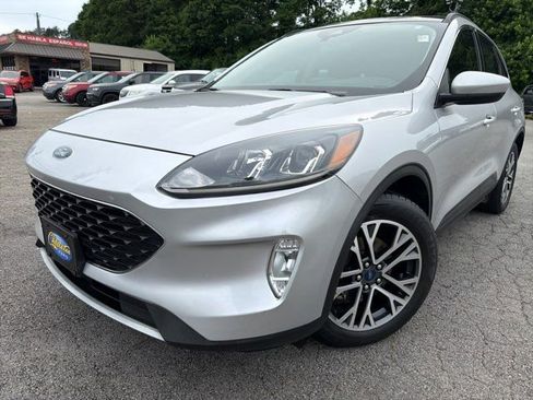 Used 2020 Ford Escape SEL FWD image 2
