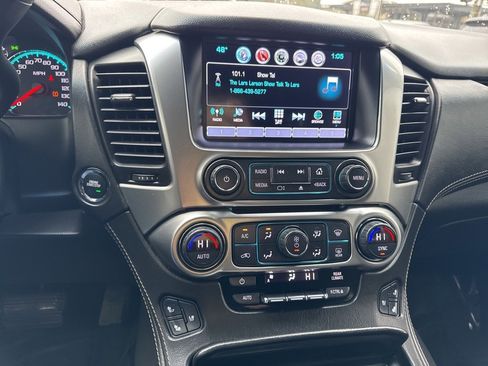 Used 2018 Chevrolet Suburban Premier image 6