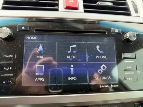 Used 2017 Subaru Outback 3.6R Limited AWD/4WD image 11