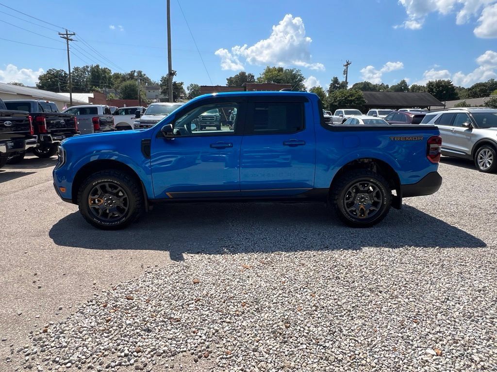 Used 2025 Ford Maverick Tremor AWD/4WD image 5