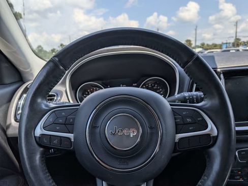 Used 2020 Jeep Compass Limited AWD/4WD image 21