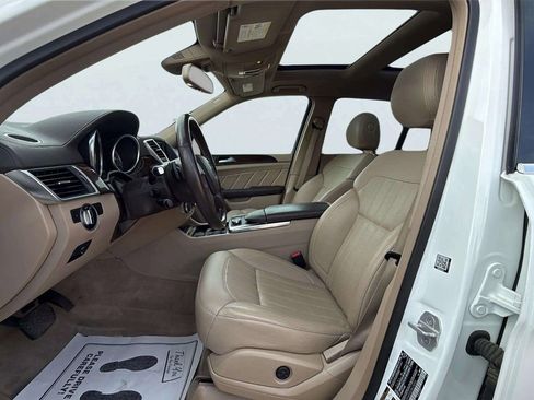 Used 2016 Mercedes-Benz GL 450 4MATIC image 13