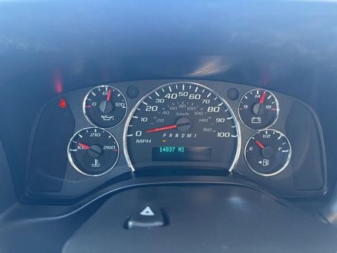 Used 2023 GMC Savana 2500 w/ Driver Convenience Package image 14