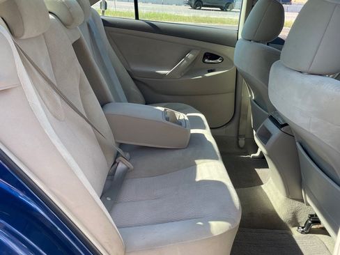 Used 2011 Toyota Camry LE w/ LE Extra-Value Pkg FWD image 20