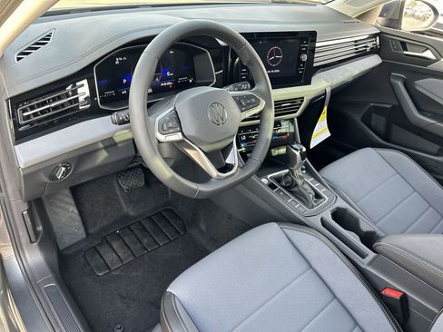 New 2026 Volkswagen Jetta SE FWD image 14