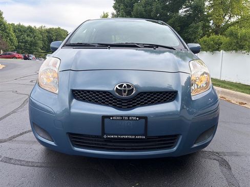 Used 2009 Toyota Yaris 4-Door Hatchback FWD image 31