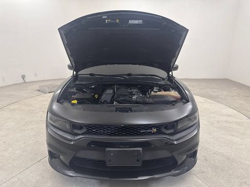 Used 2022 Dodge Charger Scat Pack w/ Plus Group RWD image 15
