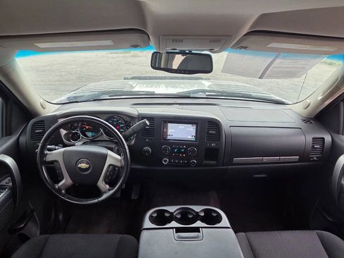 Used 2014 Chevrolet Silverado 2500 LT w/ Interior Plus Package image 18