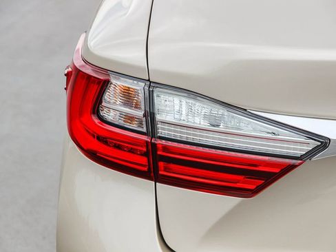Used 2018 Lexus ES 350 w/ Navigation System Package FWD image 7