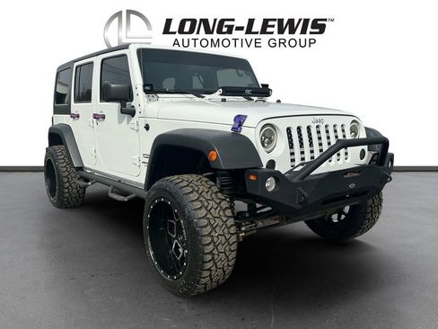 Used 2017 Jeep Wrangler Unlimited Sport w/ Connectivity Group image 10