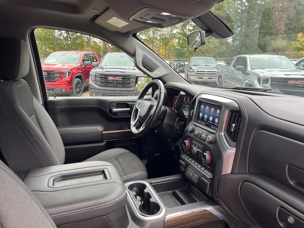 Used 2021 Chevrolet Silverado 1500 RST w/ Convenience Package II AWD/4WD image 32