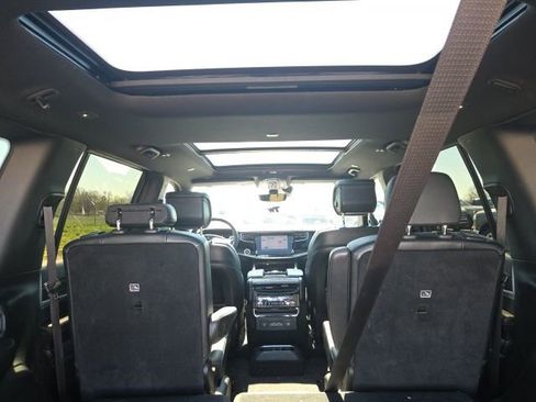 Used 2022 Jeep Wagoneer Series III w/ Premium Group I image 14