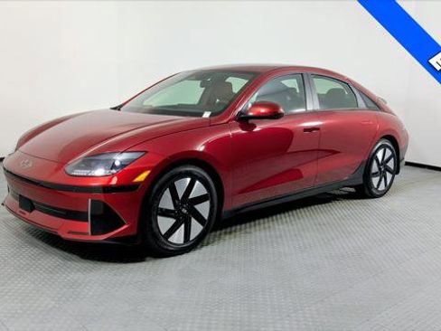 Used 2024 Hyundai Ioniq 6 SE image 2