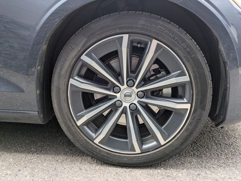 Used 2022 Volvo S60 B5 Momentum FWD image 28