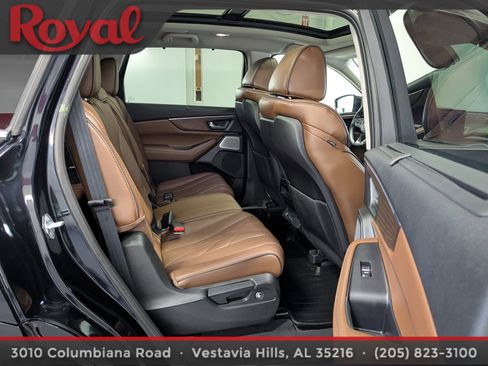 Used 2025 Acura MDX SH-AWD w/ Advance Package image 10