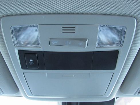 Certified 2019 Toyota Tacoma SR5 image 27