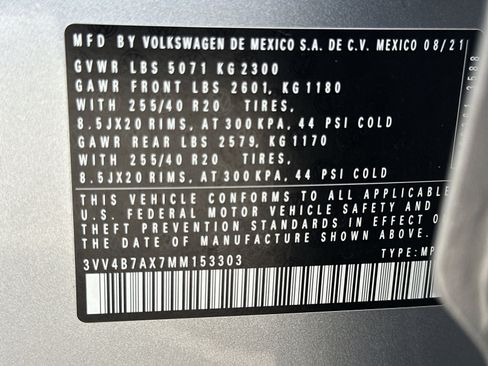 Used 2021 Volkswagen Tiguan SEL Premium R-Line AWD/4WD image 36