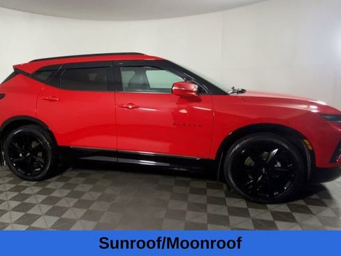 Used 2022 Chevrolet Blazer RS w/ Enhanced Convenience Package image 3