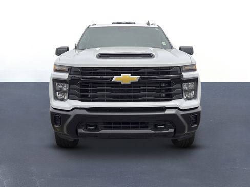 New 2026 Chevrolet Silverado 2500 W/T RWD image 2