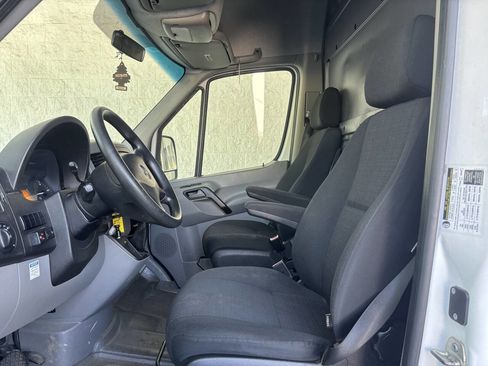 Used 2018 Mercedes-Benz Sprinter 3500 image 11