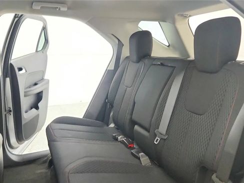 Used 2015 Chevrolet Equinox LS FWD image 20