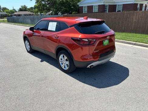 Used 2021 Chevrolet Blazer LT FWD image 3