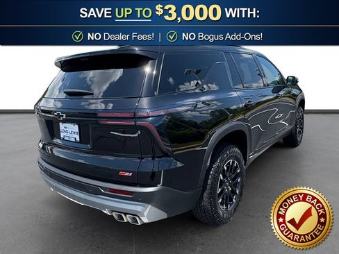 Used 2026 Chevrolet Traverse Z71 w/ Driver Confidence Package AWD/4WD image 7